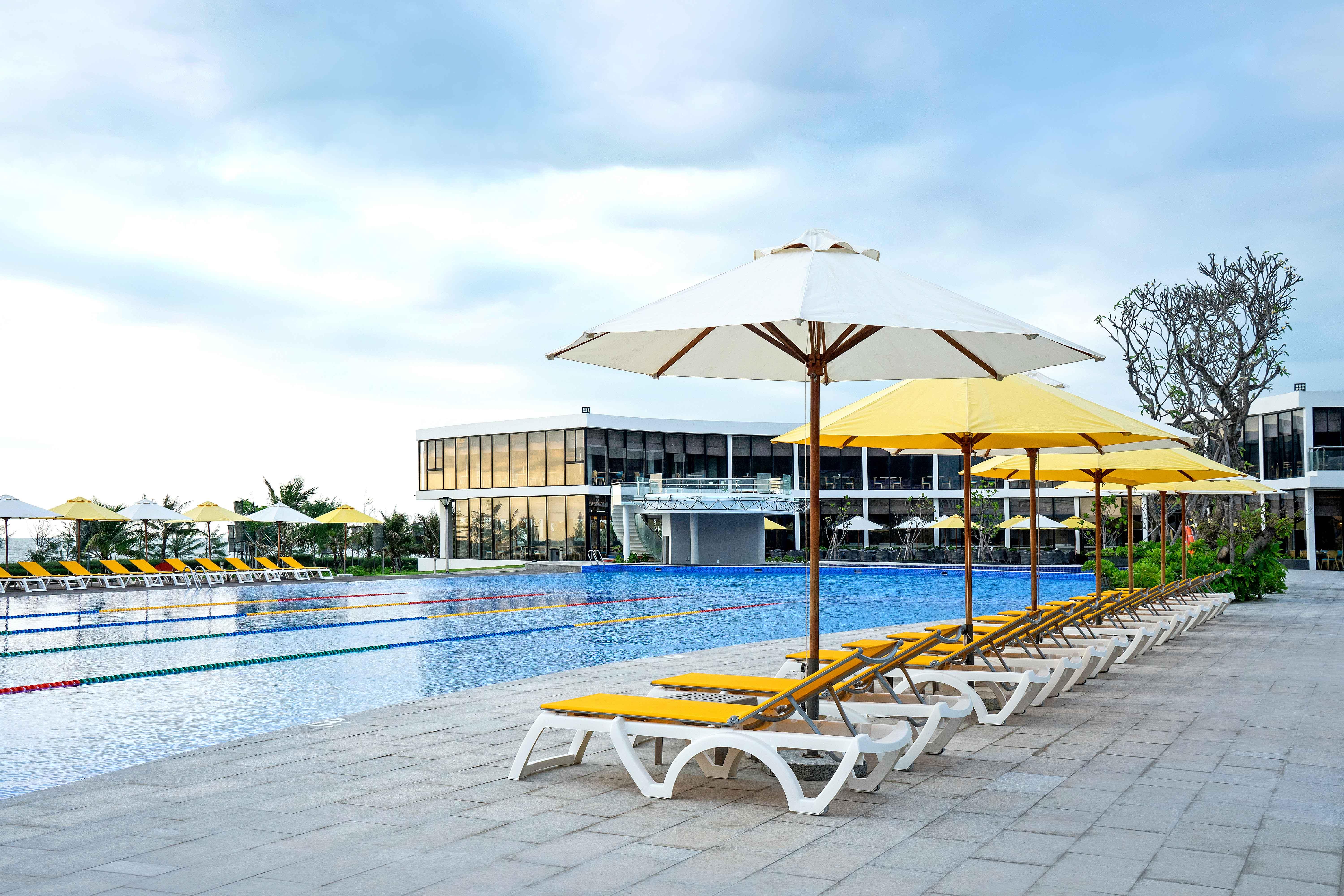 Oceanami Villas & Beach Club - Managed By Oceanami Group Лонгхай Экстерьер фото